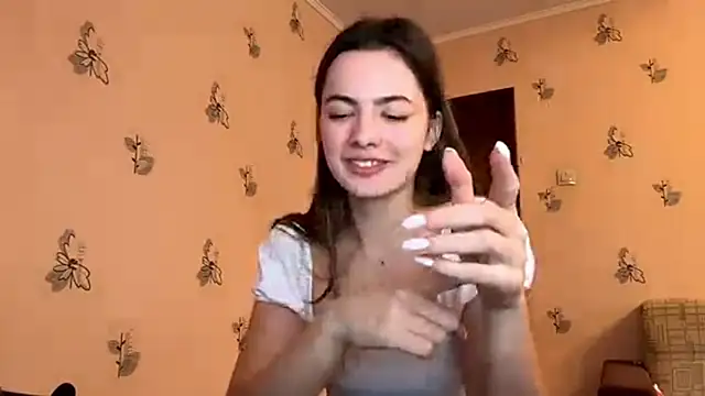 CharlenaFeoli online show from April 22, 4:41 pm