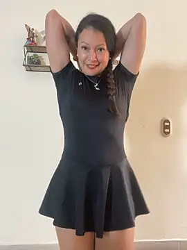 SamiiContreras  online show from June 9, 6:19 pm