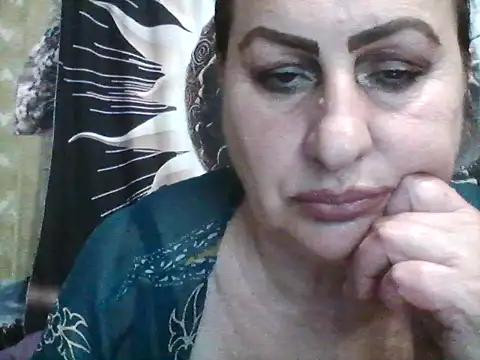 LoaqLovew online show from July 25, 9:07 am