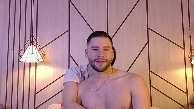 AMY AND ANDY online show from June 6, 12:16 am