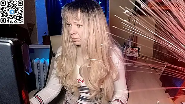 Snapshot of Fluffy_Duffy962 chatting on June 2, 8:00 pm Fluffy Duffy962 online show from June 2, 8:00 pm