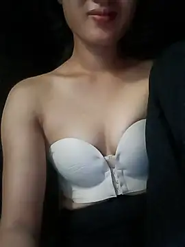 Rosie LoveUU online show from May 8, 11:32 pm