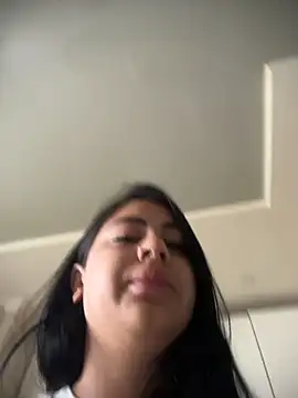 LilyLovell online show from June 12, 8:13 am
