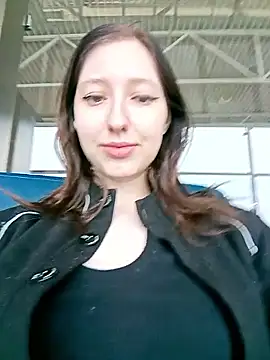 Snapshot of Emi_black chatting on May 23, 3:23 am Emi black online show from May 23, 3:23 am