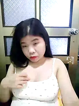Snapshot of Ayti01 chatting on May 21, 5:03 am Ayti01 online show from May 21, 5:03 am