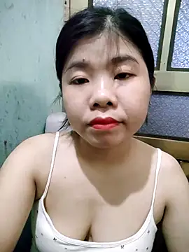 Snapshot of Ayti01 chatting on June 4, 4:18 am Ayti01 online show from June 4, 4:18 am
