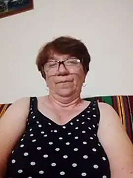 Snapshot of KetQueen101 chatting on May 26, 7:54 pm KetQueen101 online show from May 26, 7:54 pm
