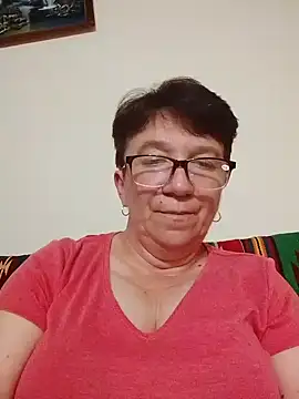 Snapshot of KetQueen101 chatting on June 12, 7:24 pm KetQueen101 online show from June 12, 7:24 pm