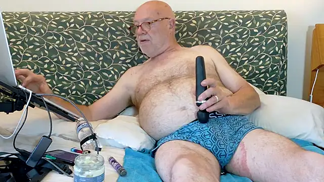 KinkCentral online show from June 23, 8:29 pm