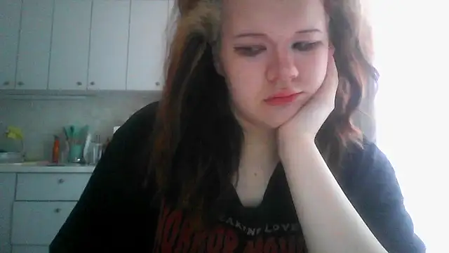 Amanda Mia  online show from May 20, 8:09 am