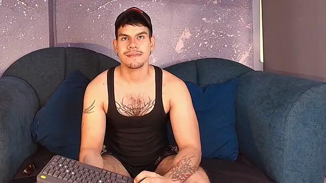 Derek Voss online show from June 18, 12:53 pm