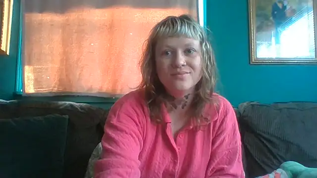 RosieSwitchBitch online show from June 6, 10:53 am