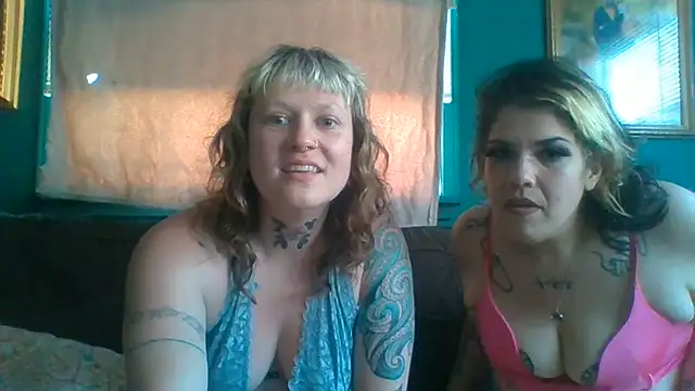 RosieSwitchBitch online show from June 22, 9:56 pm