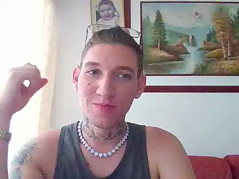 gonzalez 2001 online show from July 7, 10:47 pm