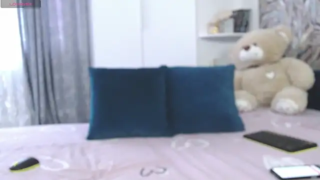 Snapshot of AnnabelleCaramel chatting on July 13, 3:20 am AnnabelleCaramel online show from July 13, 3:20 am