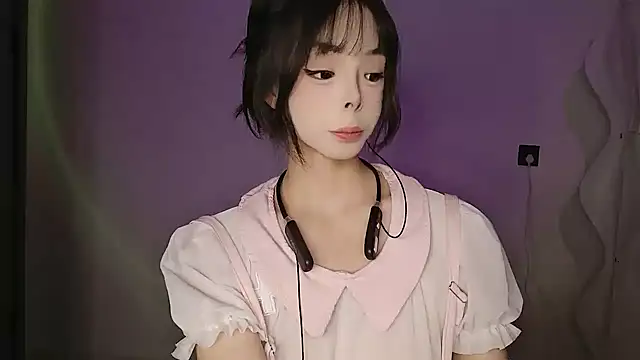 Snapshot of Zhizhi-99 chatting on July 23, 4:05 pm Zhizhi-99 online show from July 23, 4:05 pm
