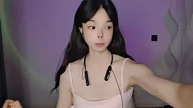 Snapshot of Zhizhi-99 chatting on July 24, 6:28 pm Zhizhi-99 online show from July 24, 6:28 pm