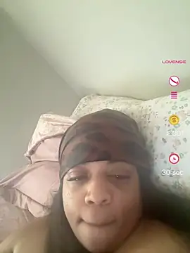 richierichelle online show from May 30, 3:09 pm