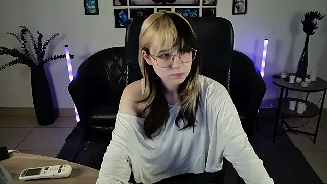 NyxCalderra online show from July 14, 1:28 pm
