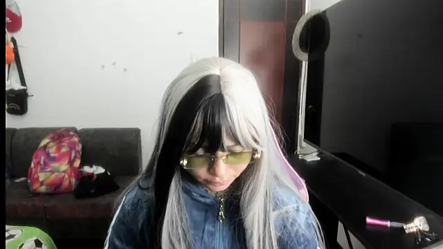 romina23 online show from May 10, 10:04 pm
