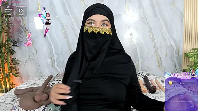 Xiomara Fadel online show from June 10, 7:02 pm