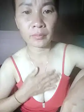 Lella 01 online show from July 13, 1:47 pm