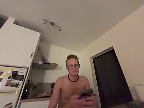 BlondieVelvet online show from July 11, 5:54 am