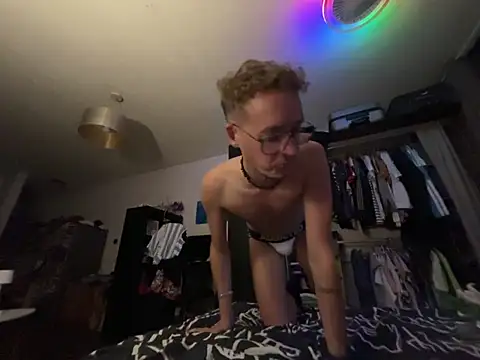 BlondieVelvet online show from July 30, 4:00 am