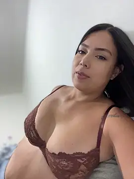 Thaix- online show from May 4, 4:25 pm