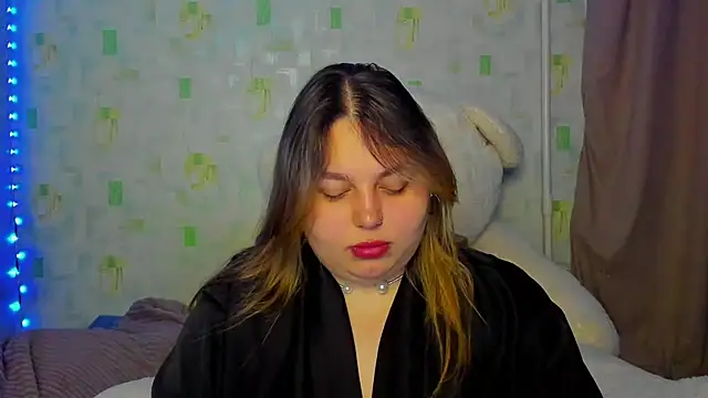 LillyHaigh online show from June 4, 6:03 pm