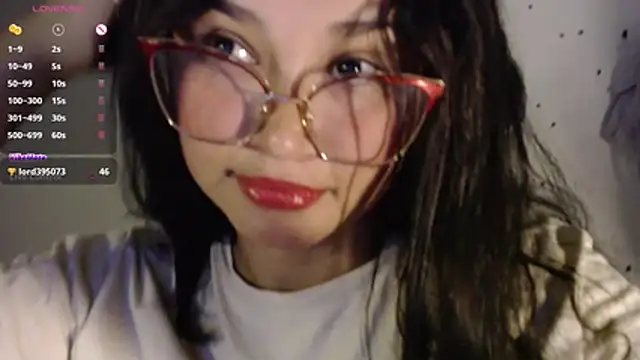 Snapshot of Lily____ chatting on May 3, 11:00 pm Lily online show from May 3, 11:00 pm