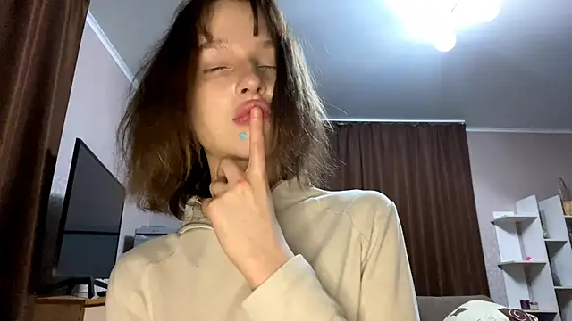 asunasue online show from April 27, 11:36 pm