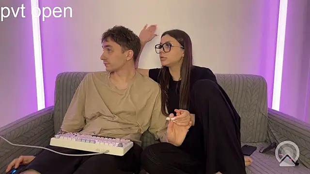 xgvgggx online show from August 5, 4:32 pm