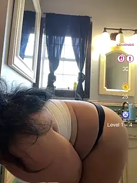 Vanessa Valentine online show from June 13, 1:53 pm