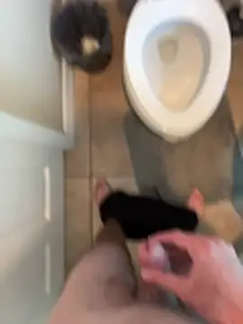 shootcumm online show from April 26, 7:11 pm