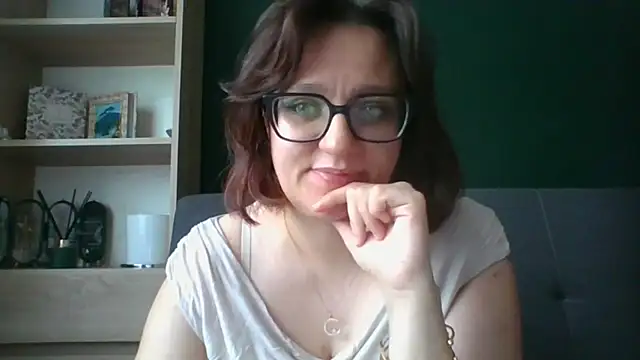 sensual paris online show from July 23, 5:27 am