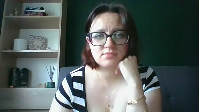 sensual paris online show from July 28, 5:25 am