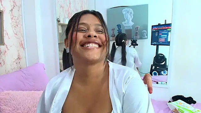 Valeria Voss online show from June 5, 6:52 am
