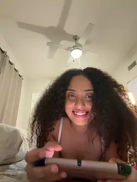 yasailynmari online show from May 16, 7:27 am