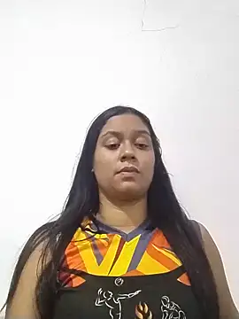 zoehot07 online show from May 17, 5:05 am