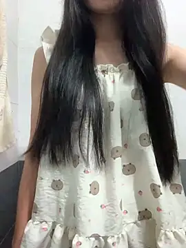 Snapshot of Sury-babyy chatting on May 4, 2:46 pm Sury-babyy online show from May 4, 2:46 pm