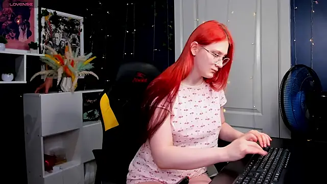 Queen Milena online show from June 25, 11:48 am
