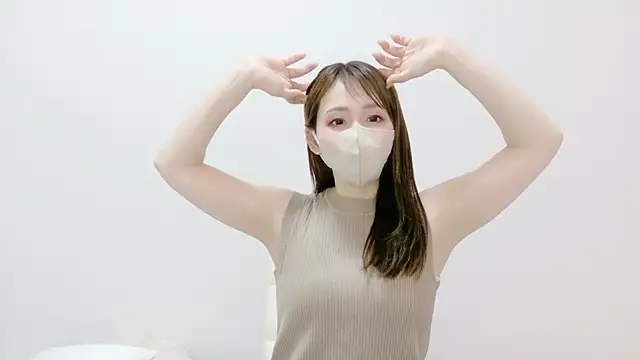 Snapshot of momoka__o0 chatting on May 18, 4:29 am momoka o0 online show from May 18, 4:29 am