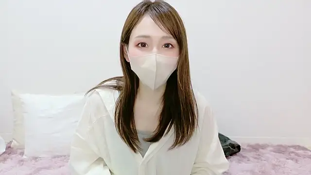 Snapshot of momoka__o0 chatting on May 19, 4:30 am momoka o0 online show from May 19, 4:30 am