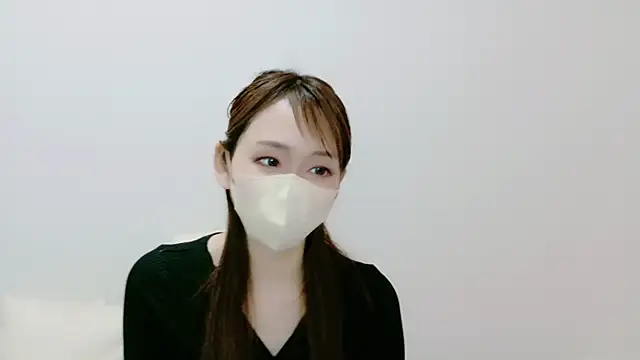 Snapshot of momoka__o0 chatting on June 16, 2:03 am momoka o0 online show from June 16, 2:03 am