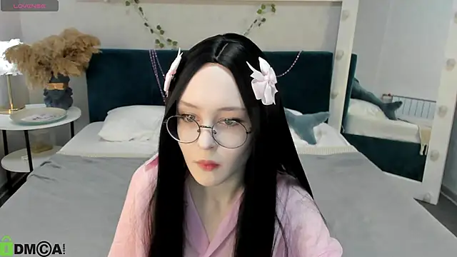 Lilac-Muse online show from June 2, 3:41 am