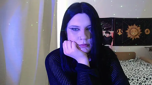 Snapshot of iintimate_flesh chatting on June 18, 2:32 pm iintimate flesh online show from June 18, 2:32 pm