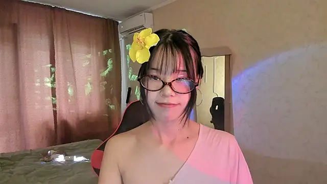 Akiba cute online show from July 8, 5:56 am