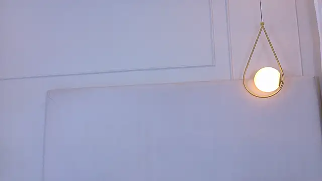 ZoeyPetit online show from July 22, 1:03 pm