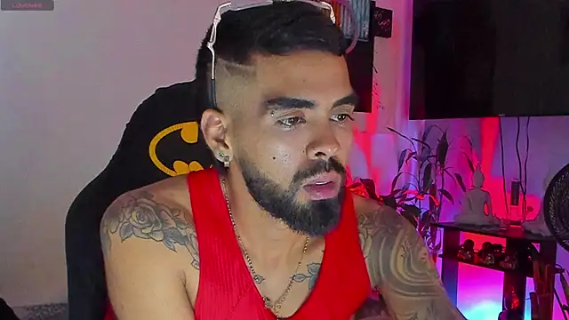  kameron9811 online show from August 8, 2:14 am